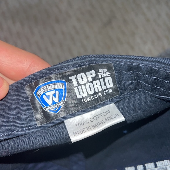 Hat - Picture 4 of 4